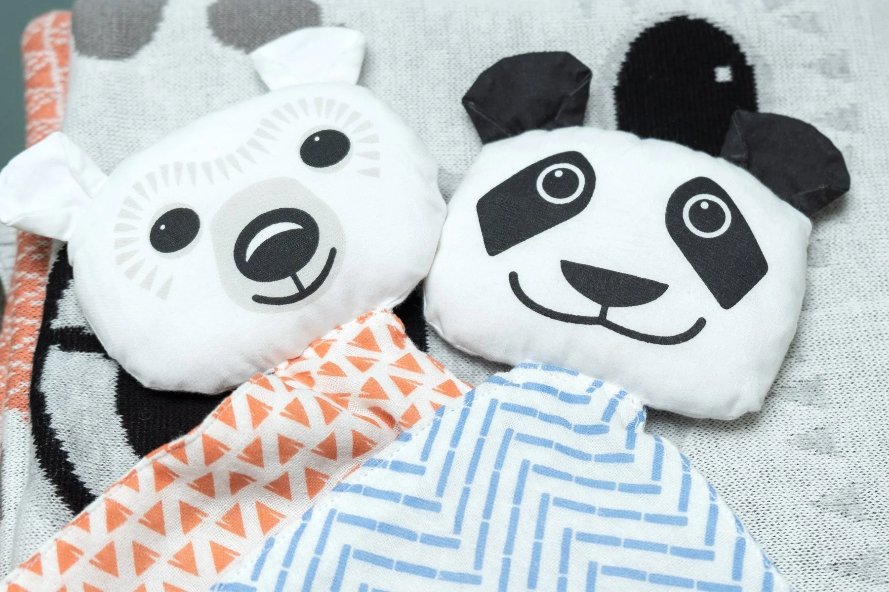 Doudou en Coton Bio Panda Bleu – Image 5